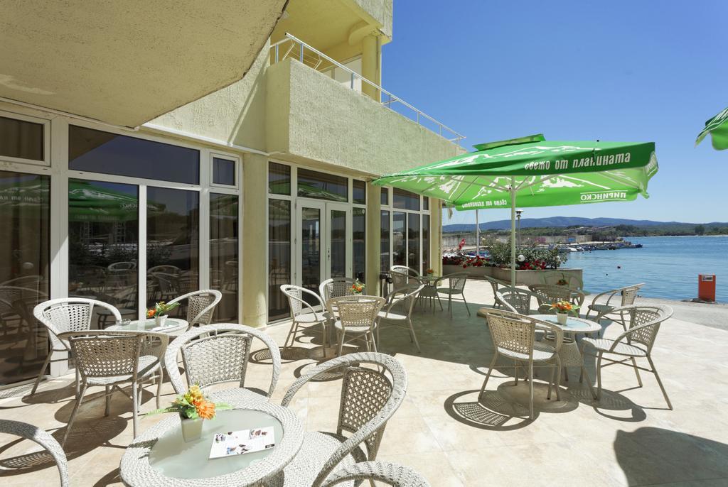 Hotel Marina Kiten  Exteriér fotografie