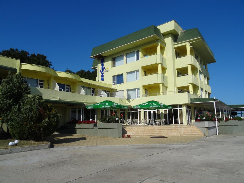 Hotel Marina Kiten  Exteriér fotografie